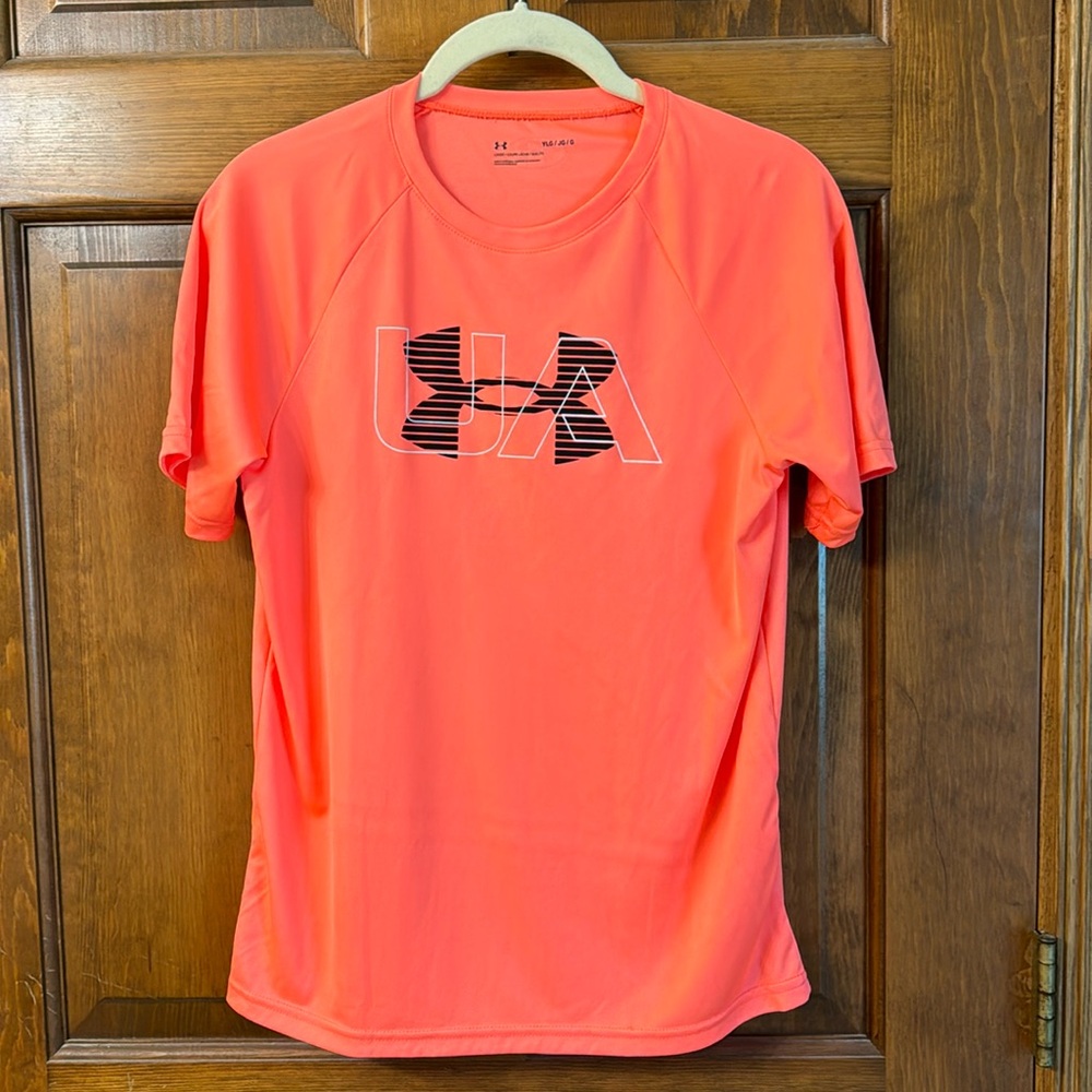 UA tech t-shirt